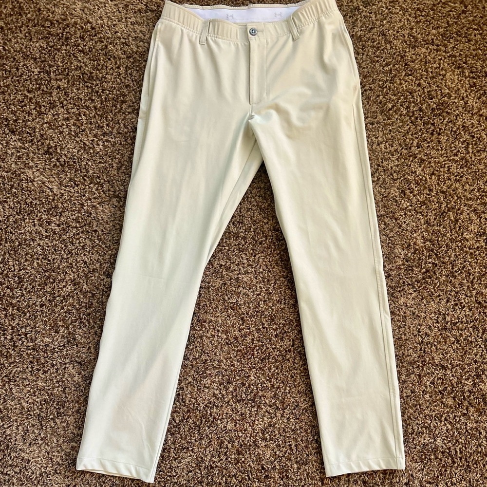 Under Armour Men's Light Khaki Chinos